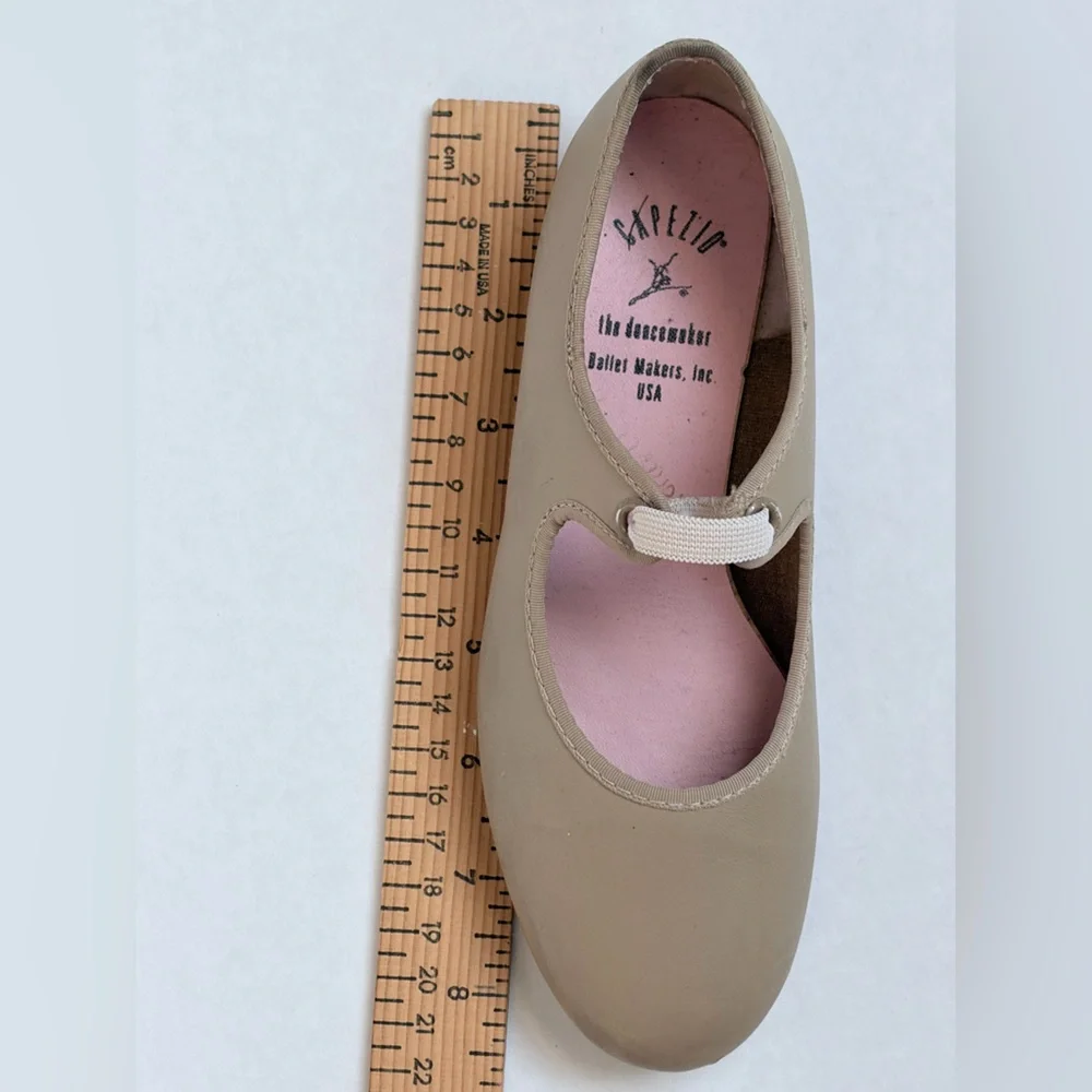 Capezio Kids Beige Shuffle Tap Shoes ~Size 3.5 See Measurements